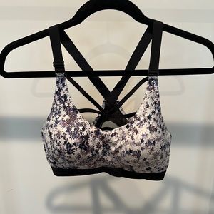 Victoria Secret Sports Bra